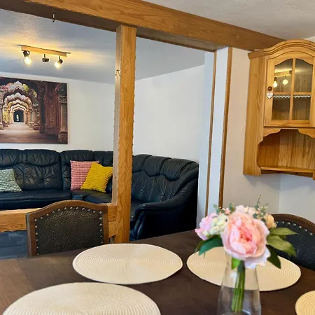 Team Haus Fuer 11 Personen *