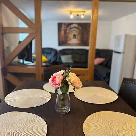 Team Haus Fuer 11 Personen * Rhaunen